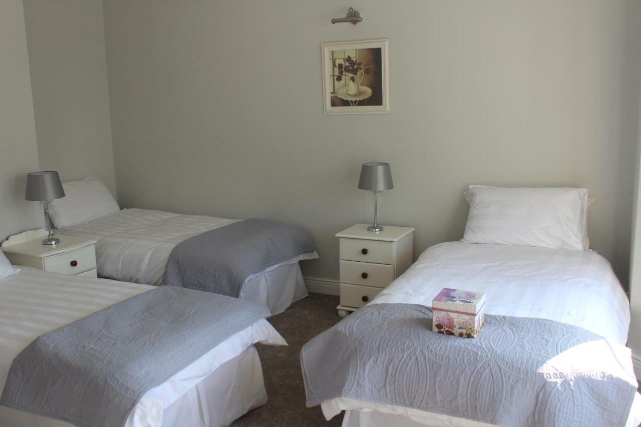5 Mins Walk To Carrick - Sleeps 12 - Off Road Parking - Modern House Villa Ngoại thất bức ảnh
